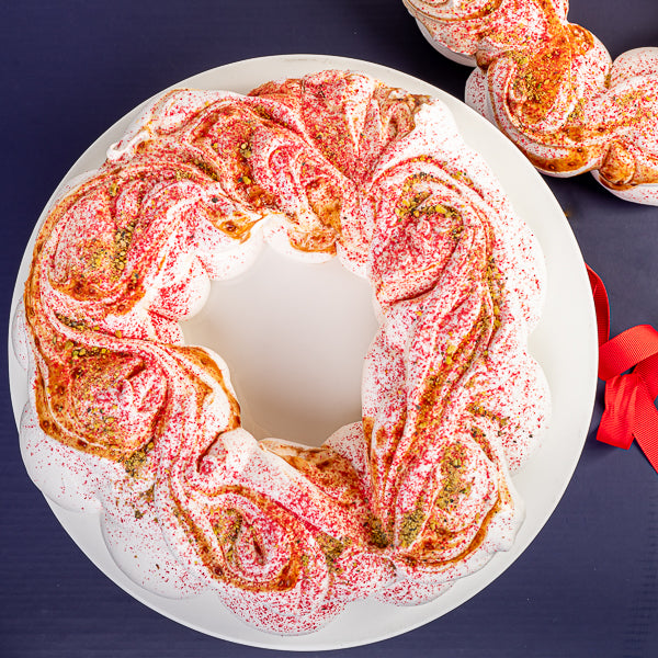 Christmas meringue wreath